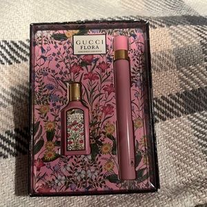 Gucci flora